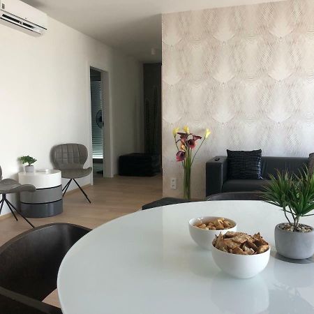 7Th Heaven Apartments ブルノ エクステリア 写真