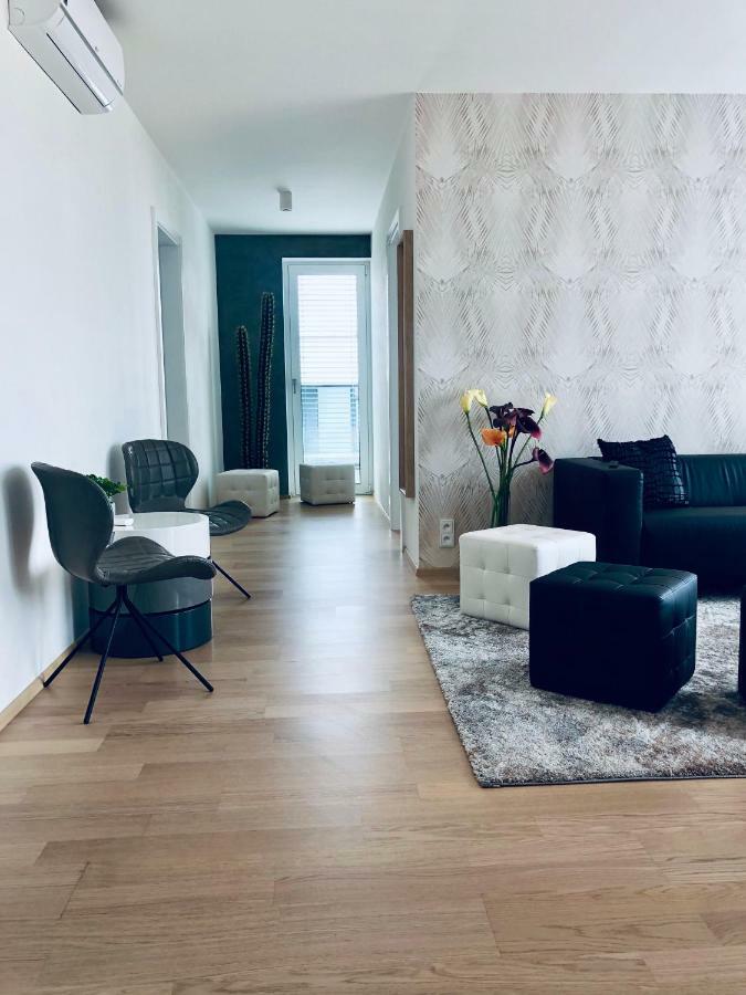 7Th Heaven Apartments ブルノ エクステリア 写真